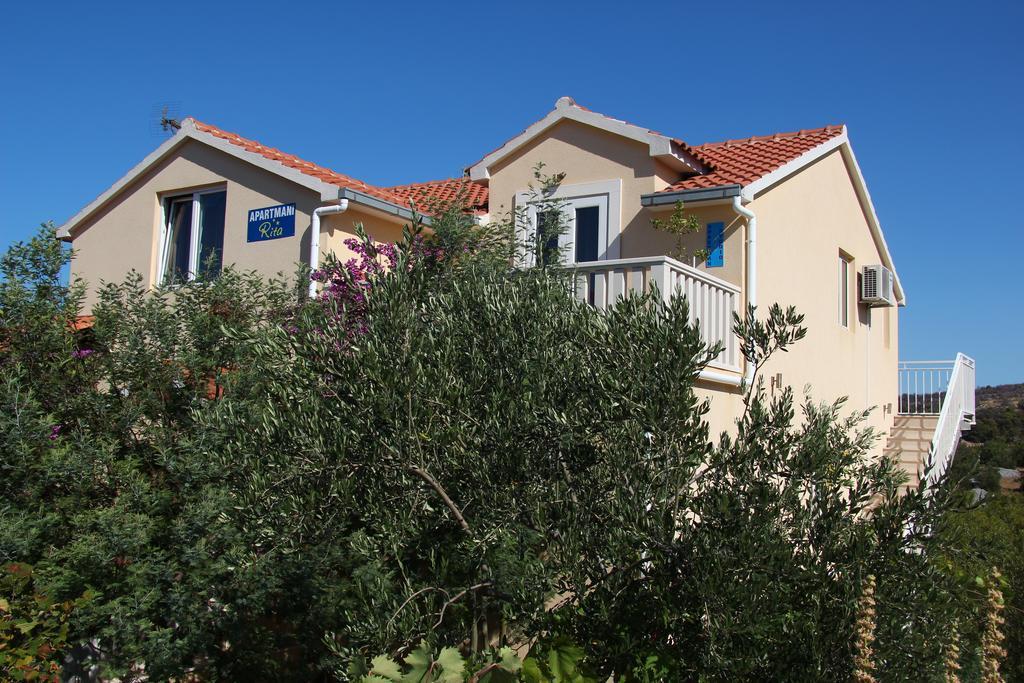 Apartmani Rita Милна Экстерьер фото